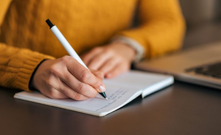 Comment rédiger une note d'intention : guide complet